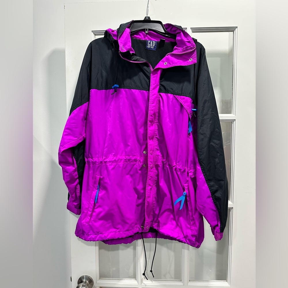 GAP Black and Pink Nylon Jacket - Size Small